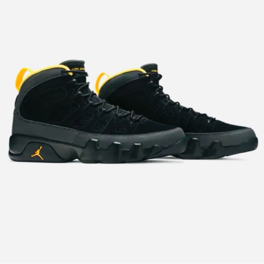 AIR JORDAN 9 Retro ‘Dark Charcoal University Gold